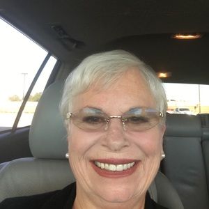 Meet your Posher, Maribeth